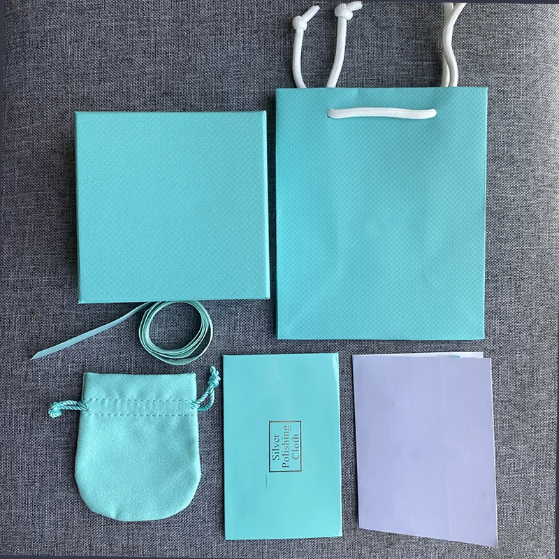 

HQD T P S D Bracelet Ring Gift Jewelry Box Set Velvet Paper Bag Pouch Necklace Earrings Charm Package Box Polishing Cloth