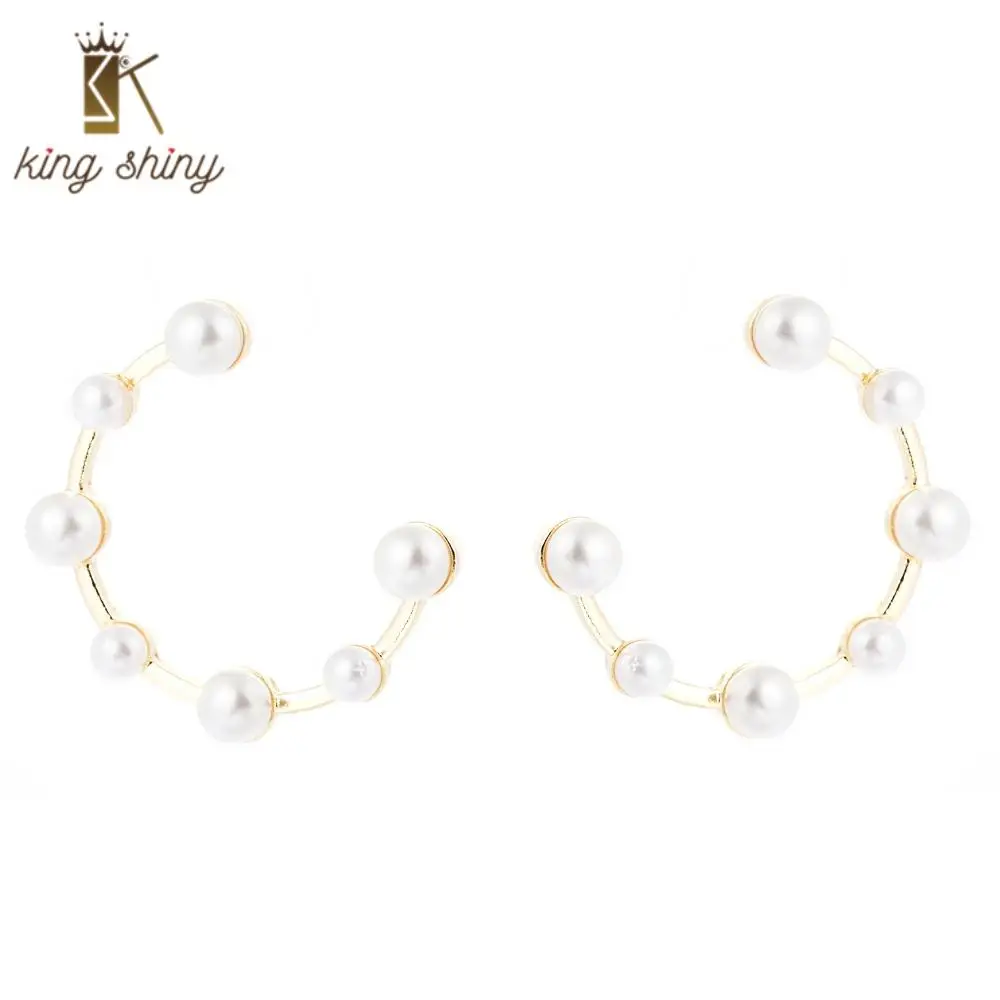 

2020 New Design Fashion Woman's Pearl Earrings C Shape Girls Party Bincos Simulated Pearl Statement Stud Earrings Ear Jewelry