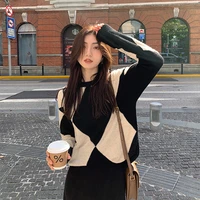 french retro contrast diamond check sweater for women to wear 2022 new spring korean retro lazy loose long sleeved top