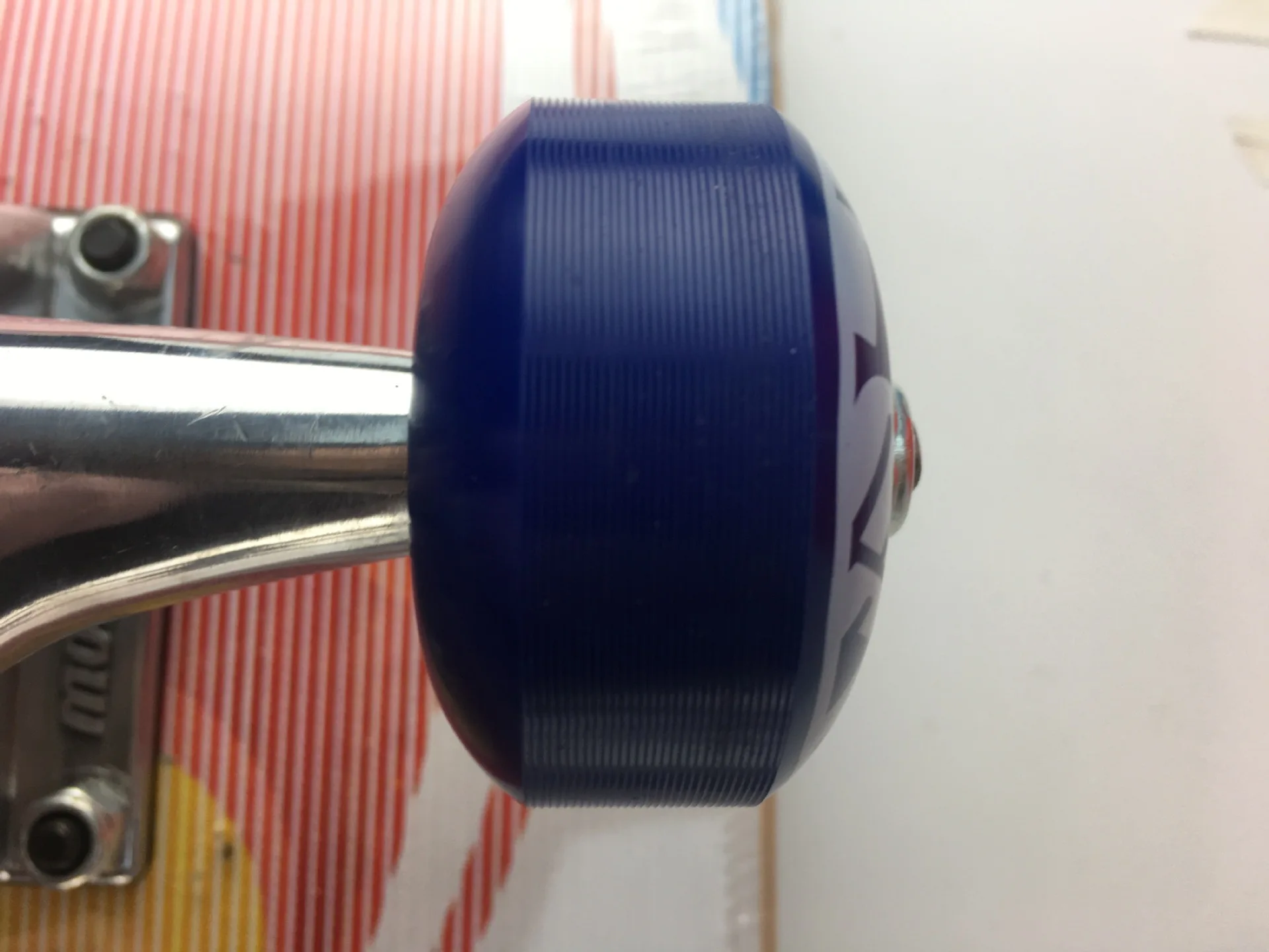 

Professional Maple Skateboard Fashion Beginner Scooter Freestyle Skateboard for Children Rullebrett Entertainment BY50HB