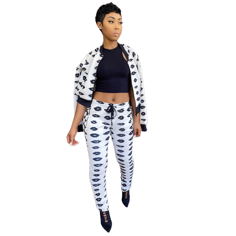 2020 Для женщин комплекты весенний тренировочный костюм с принтом в виде сердечек