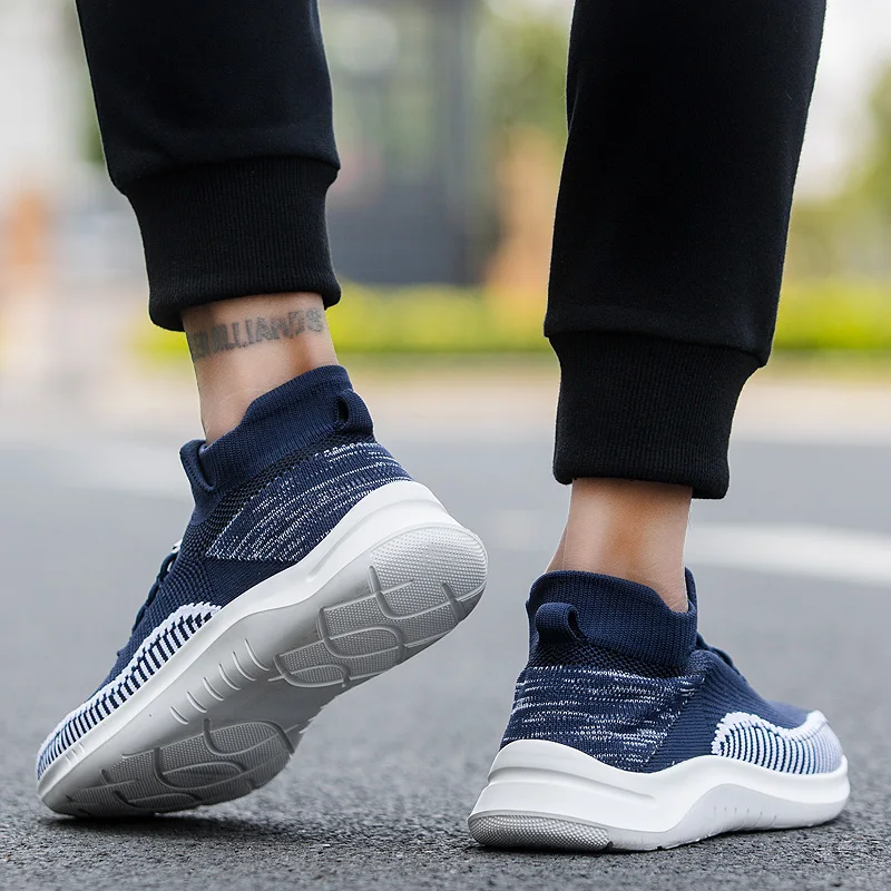 

Men Mesh Sneakers Harajuku Outdoor Sport Running Shoes Breathable Jogging Trainers Male Anti-Skid Walking Marathon Shoes