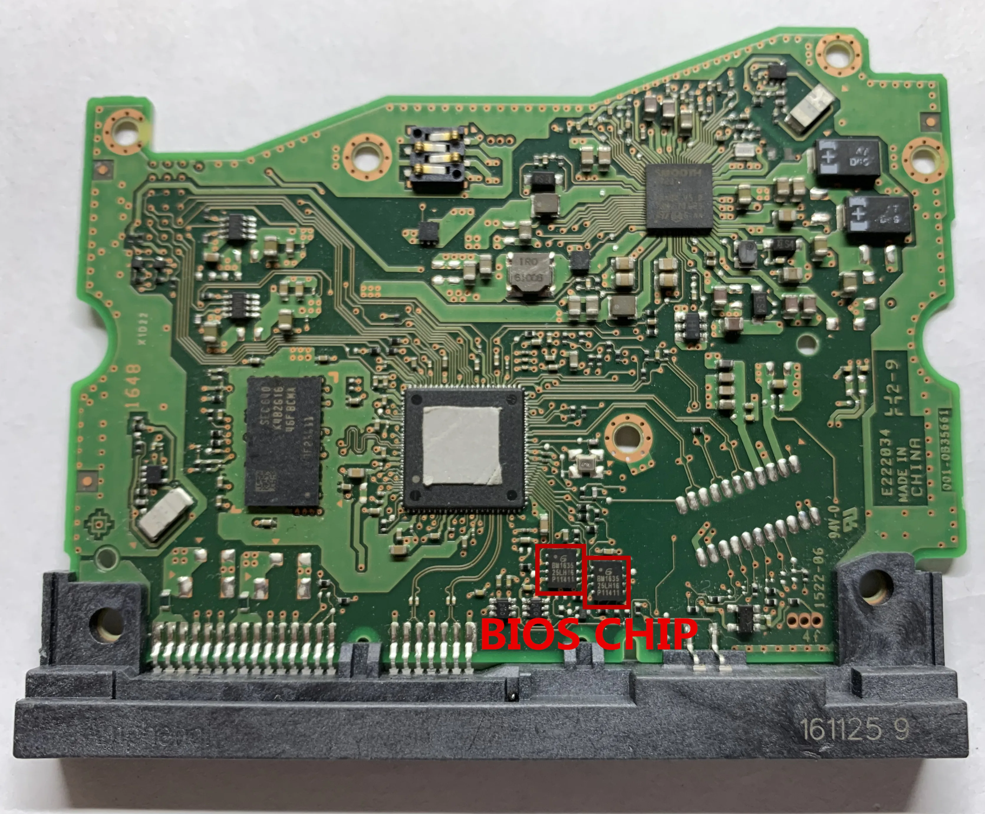 0B35661 Western Digital desktop hard disk PCB Board No. 004-0B35661 , 001-0B35661, 0B35872 enlarge