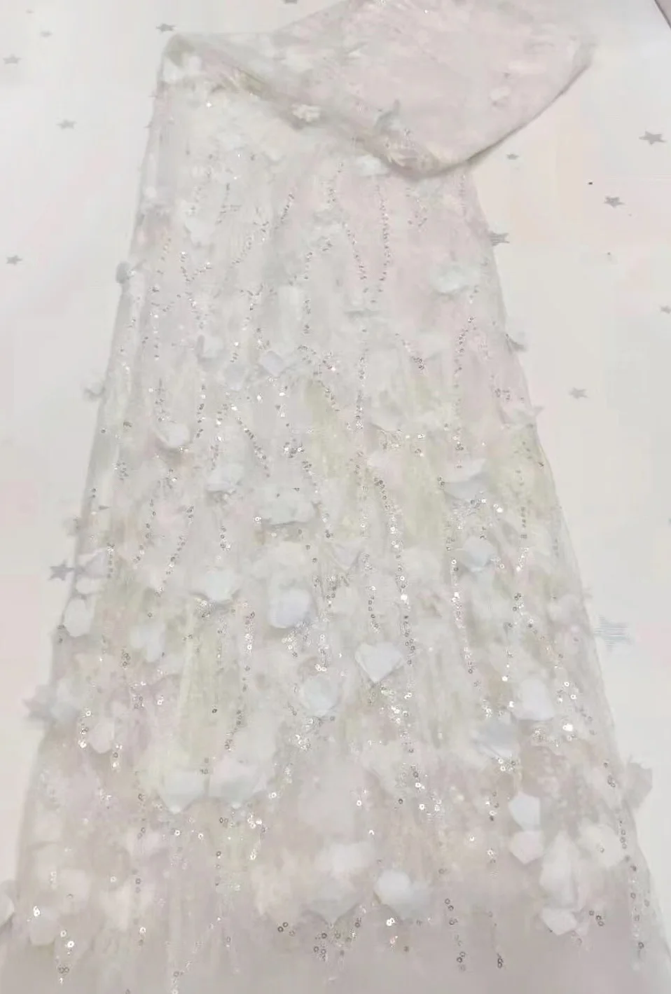 

(5 ярдов/шт.) белая африканская французская сетчатая кружевная ткань с бисером и сверкающими блестками Тюль 3d кружевная ткань Новинка для привлекатвечерние вечернего платья NXZ5124