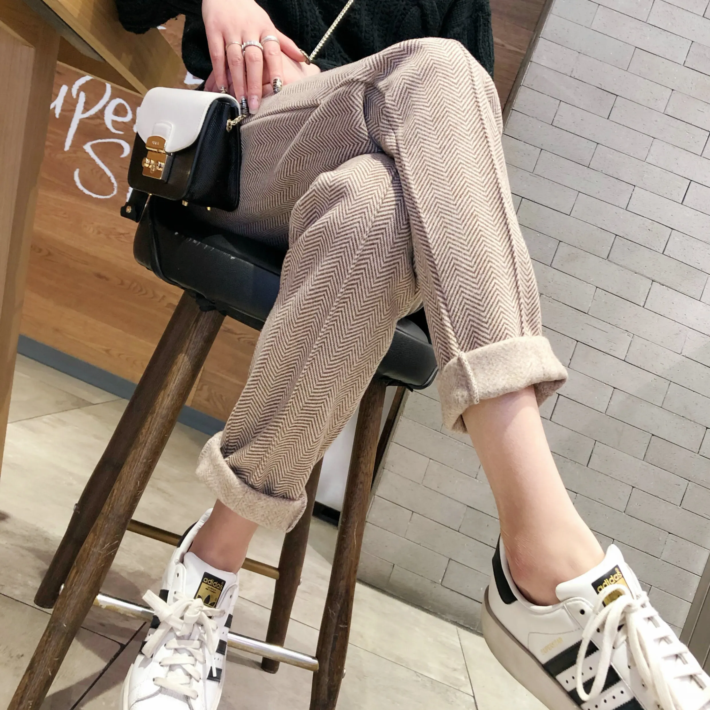 Брюки женские шерстяные в полоску с поясом на резинке|Брюки| |