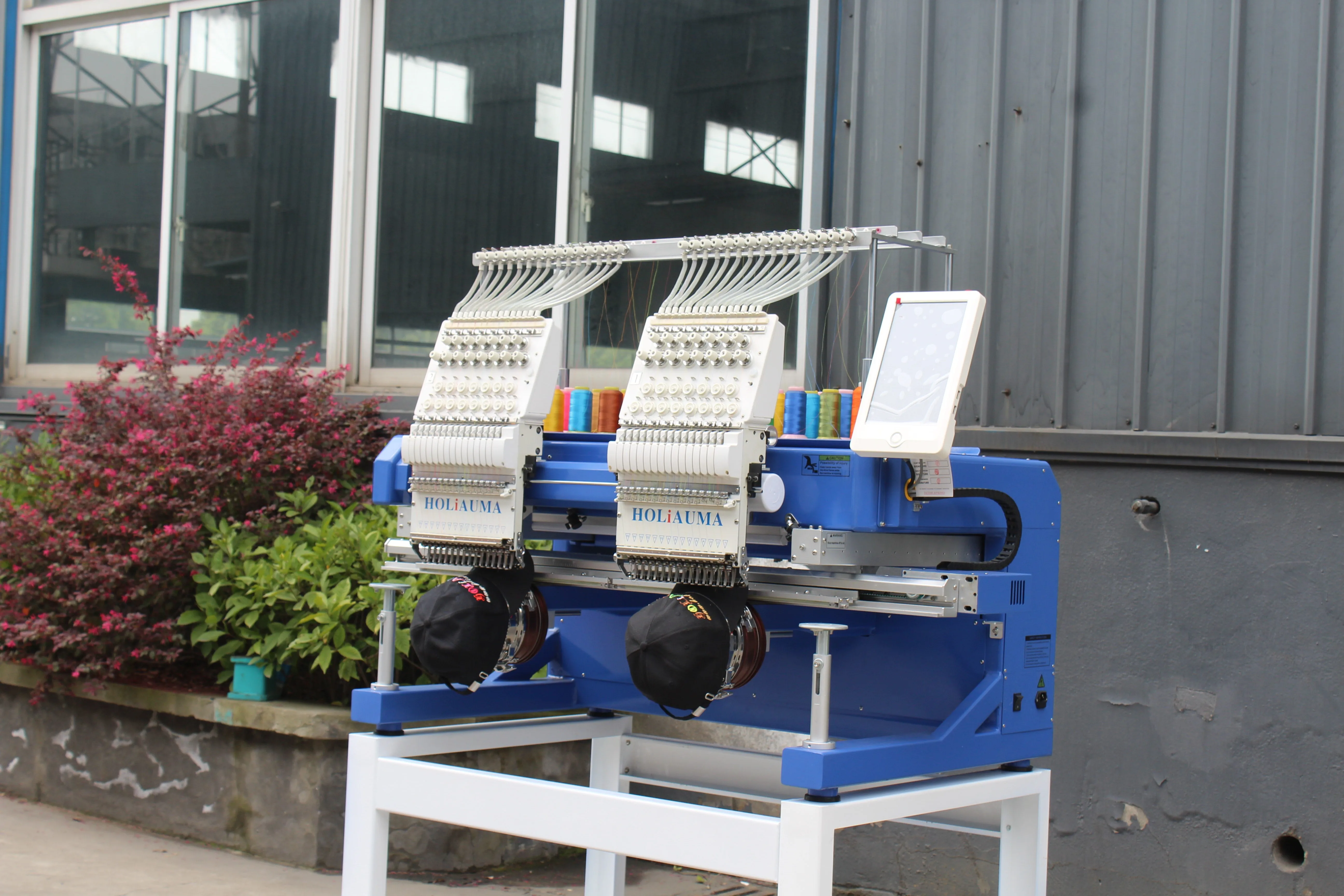 Китай завод для нового типа с 10 &quotсенсорным экраном 2 головы вышивка машина