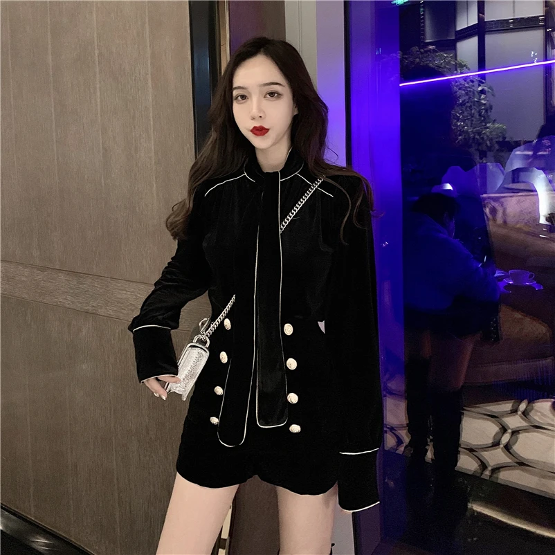 Модный костюм женский осенний и зимний галстук-бабочка с бархатной курткой