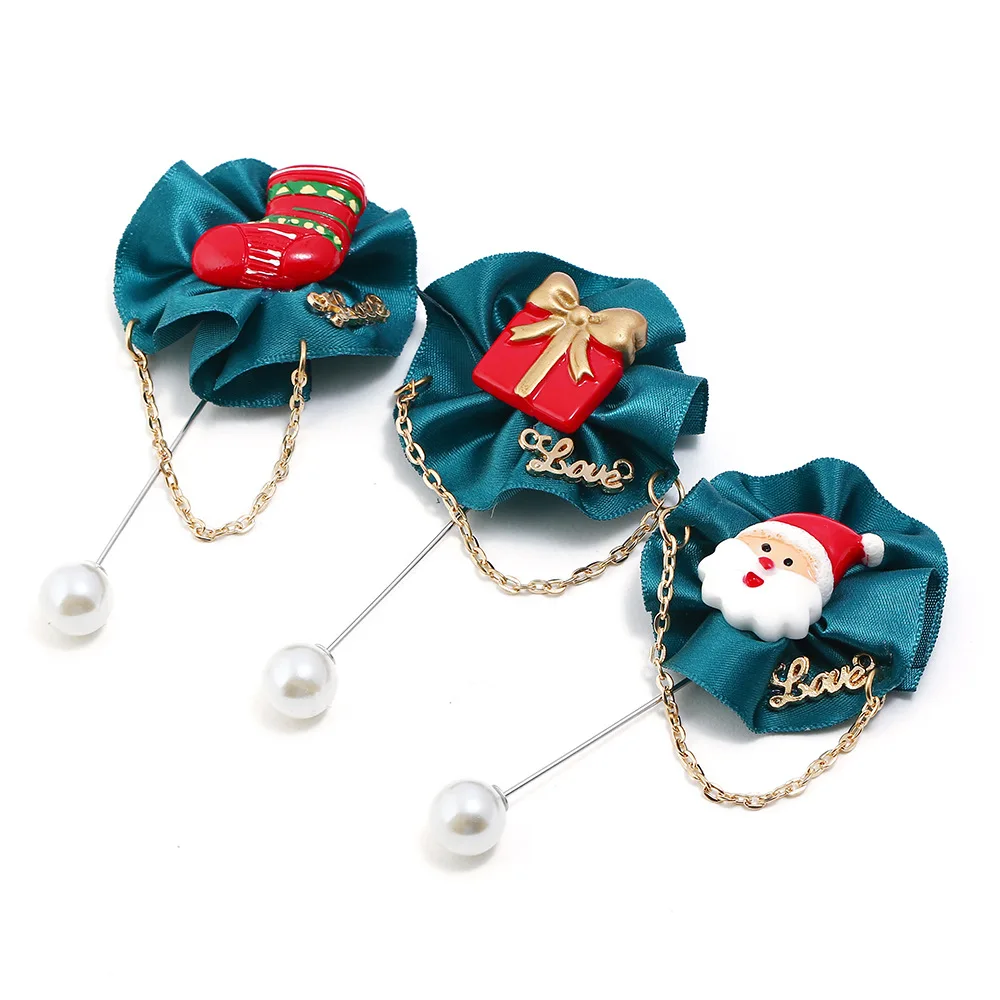 

Korean Cute Santa Claus Cloth Brooch Simple Temperament Word Pearl Sweater Accessories for Men and Women