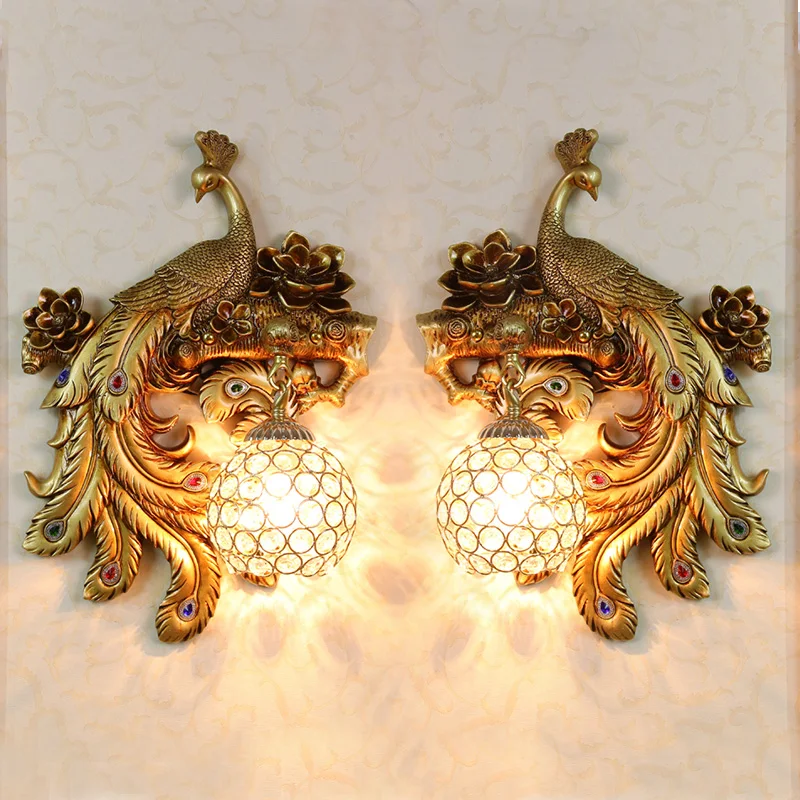 

European Vintage Resin Peacock Wall Lamp Creative Art Decor Hotel Bar Aisle Living Room Bedside Wall Lamp Wall Sconces Fixtures