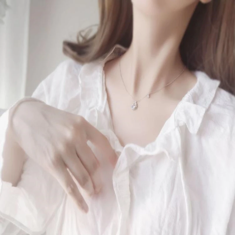 

Trendy Jewelry AAA Zircon Moon Pendant Necklace Spring Summer Style Delicate Chain Necklace For Women Gift Fine Jewelry