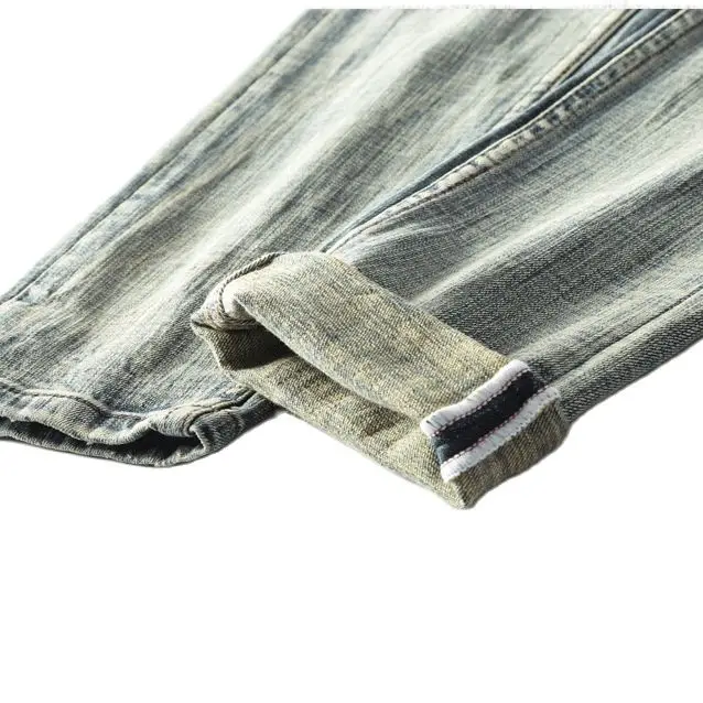 

Spring And Autumn New Fashion Casual Men's Jeans-NZKJ23