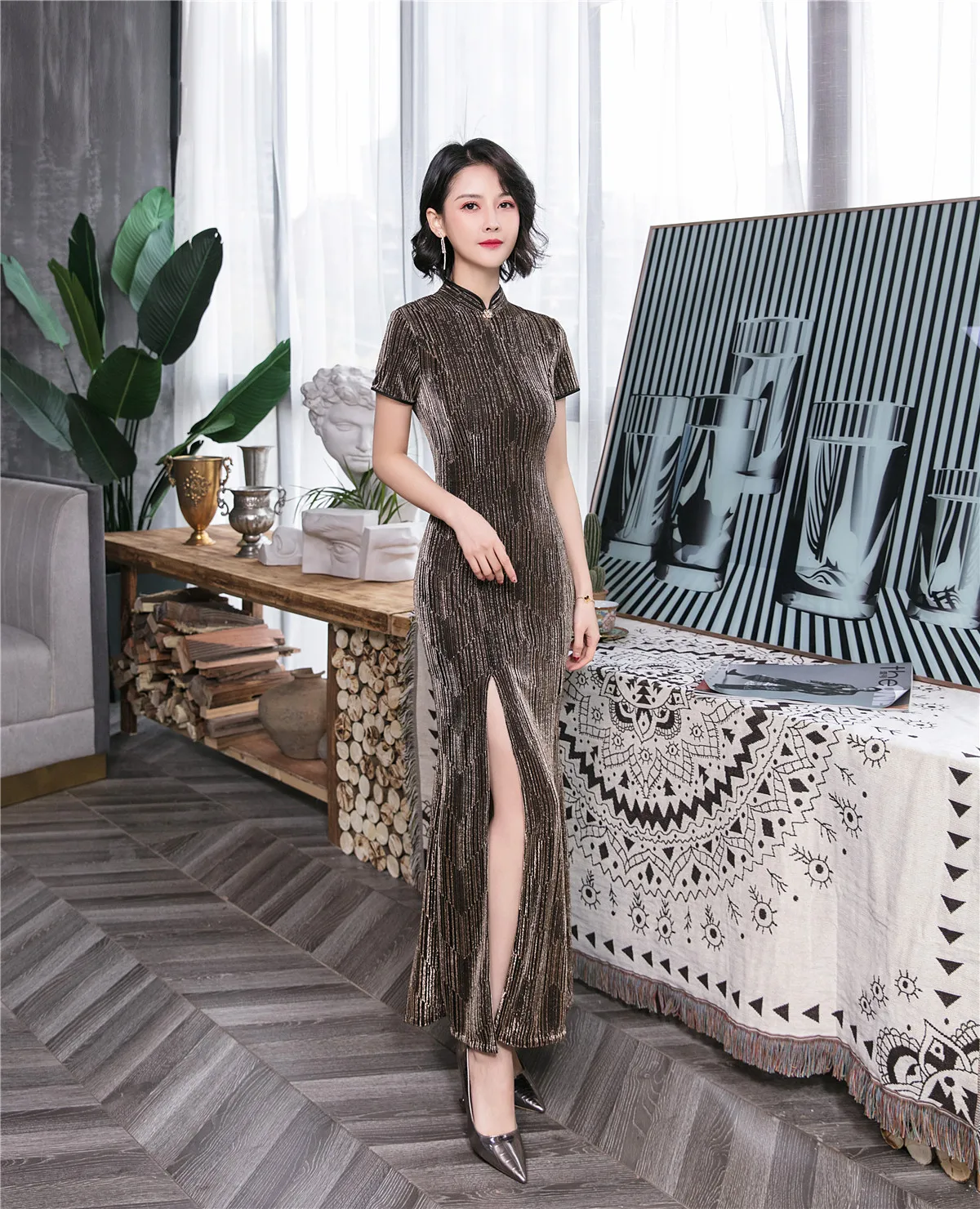 

Shanghai Story, 2