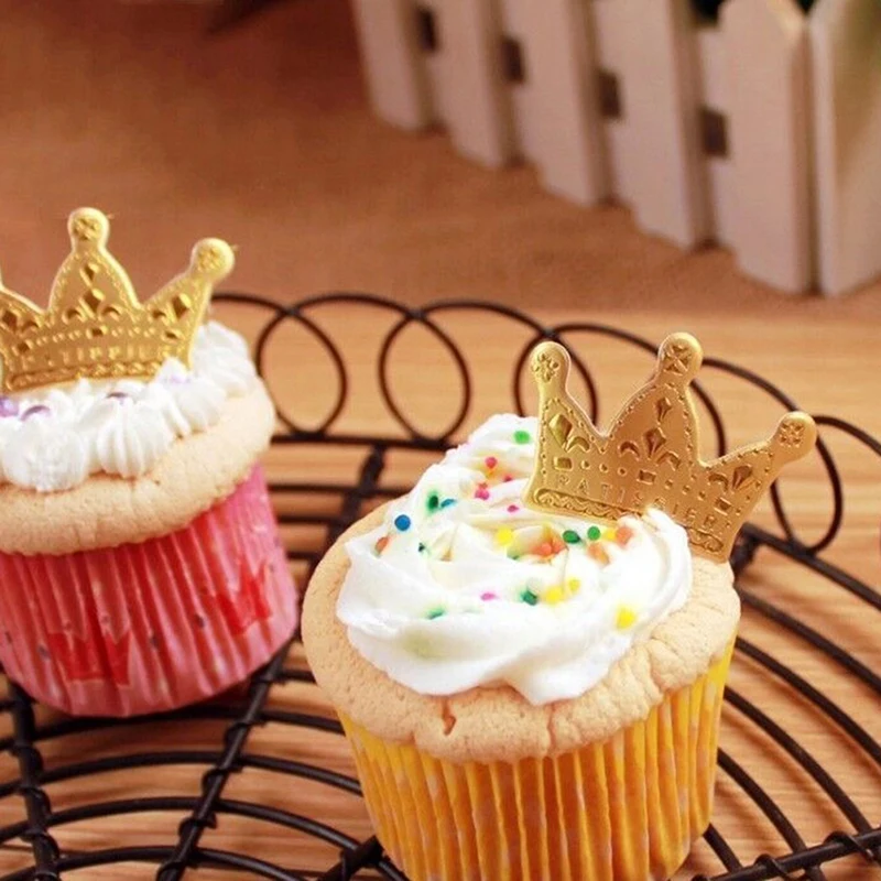 

50pcs Gold Princess Crown Cake Topper Favors Party Cupcake Picks Wedding Birthday Decorations Accessories