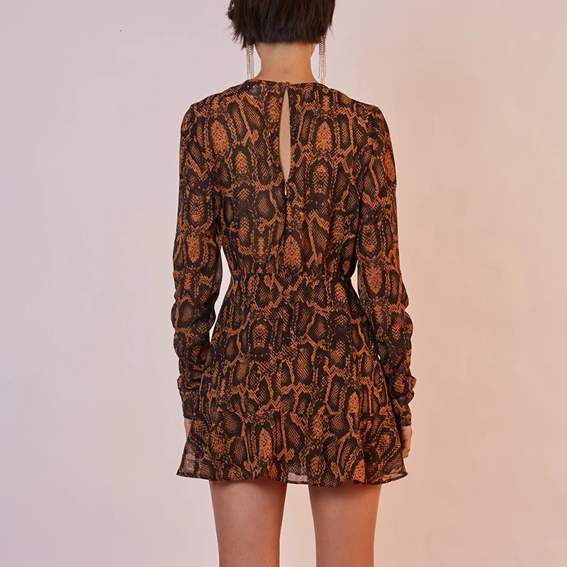 TWOTWINSTYLE женское платье с принтом круглым вырезом длинным рукавом высокой талией