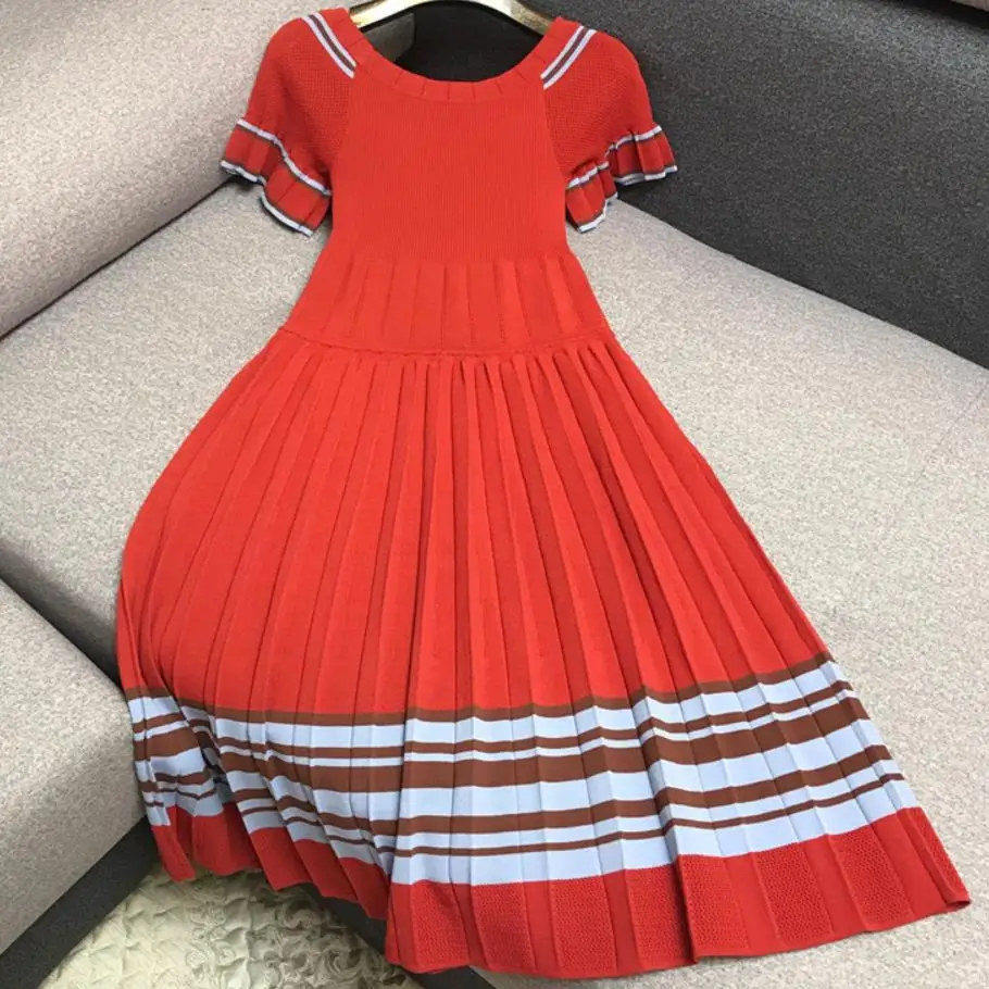 Осеннее трикотажное платье из вискозы женское облегающее Плиссированное Платье