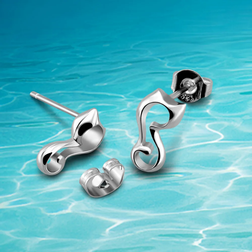 Милые 925 пробы серебра с мультяшным котом серьги гвоздики ослепительный CoCo