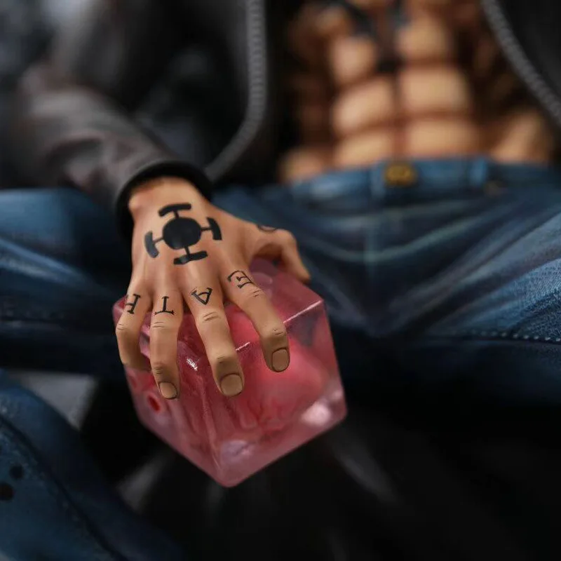 

One Piece Anime Figure Operation Devil Fruit GK Trafalgar Law Snow Leopard Scene Anime Statue Action Figure Boxed Doll Model Toy
