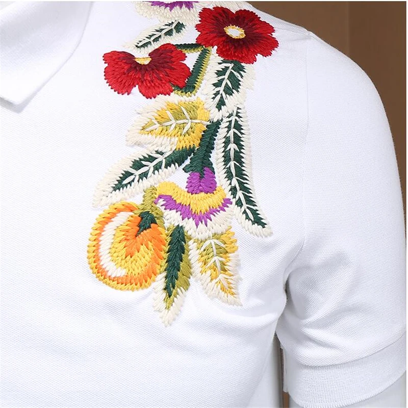 

summer new men's short sleeved exquisite flowers embroidered youth Lapel half sleeve polo shirt