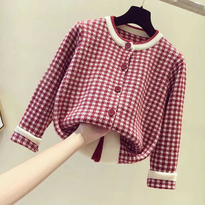 

British style round neck small grid buttoned sweater long-sleeved all-match round neck sweater fashion casual cotton