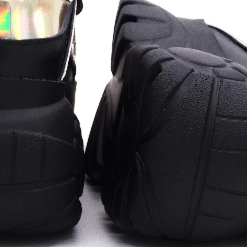 Модная женская повседневная обувь; сезон осень-зима; обувь из искусственной кожи на платформе; женские кроссовки; цвет белый, абрикосовый