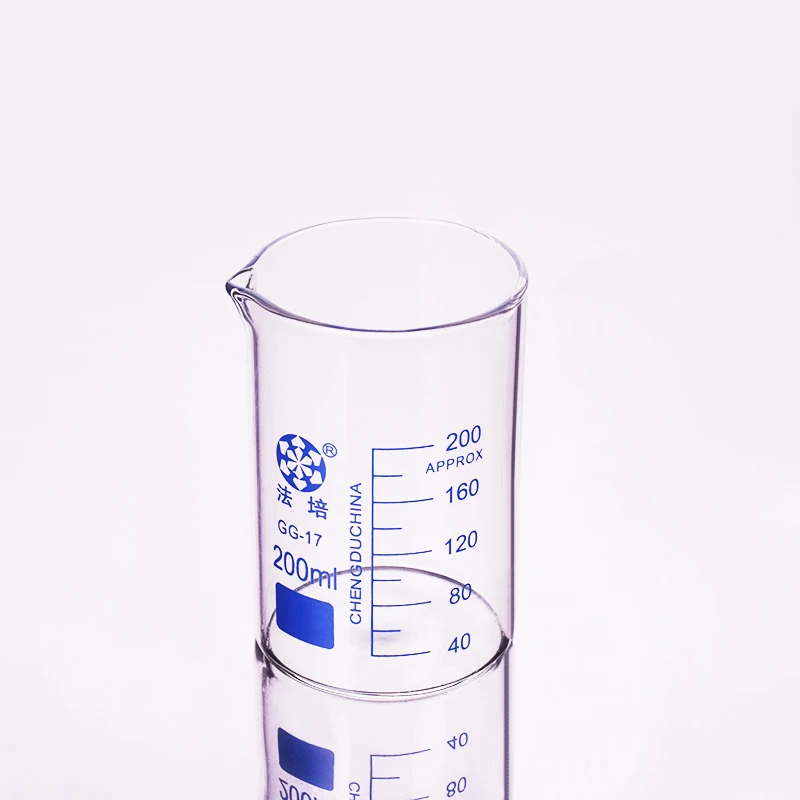 Beaker in low form with spout,Capacity 200ml,Outer diameter=65mm,Thickness=1.8mm,Height=96mm,Laboratory beaker