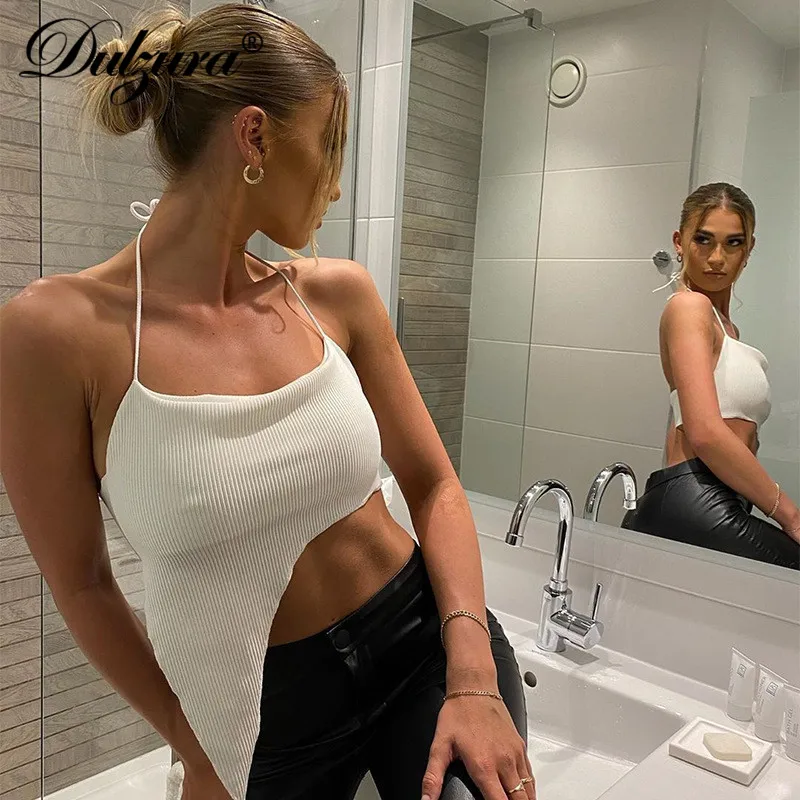 Женский ребристый укороченный топ Dulzura асимметричный на шнуровке с открытой