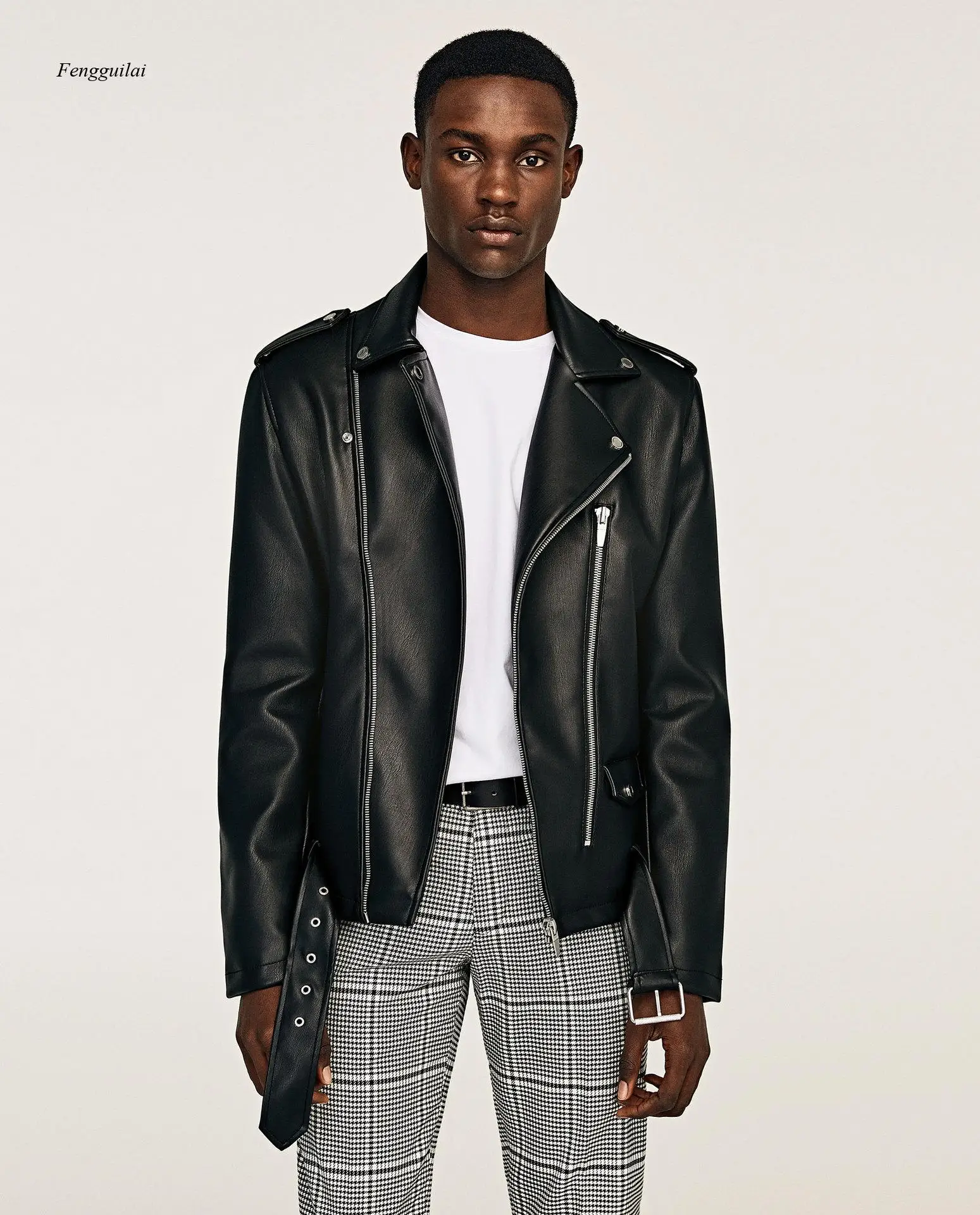 

Coats & Jackets