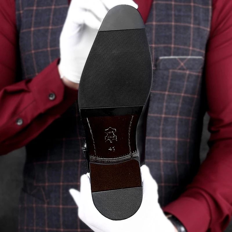 

New Luxury Genuine Leather Men's Handmade Carved Medallion Flats Pointed Toe Monk Strap Man Formal Dress Brogue Shoes HKN198