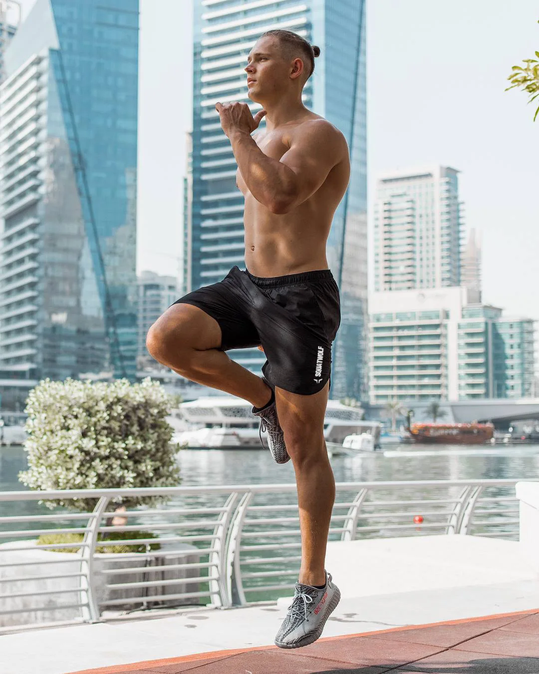 

Fashion men's casual shorts workout clothes sports shorts jogging pants summer men's shorts beach pants men's streetwear