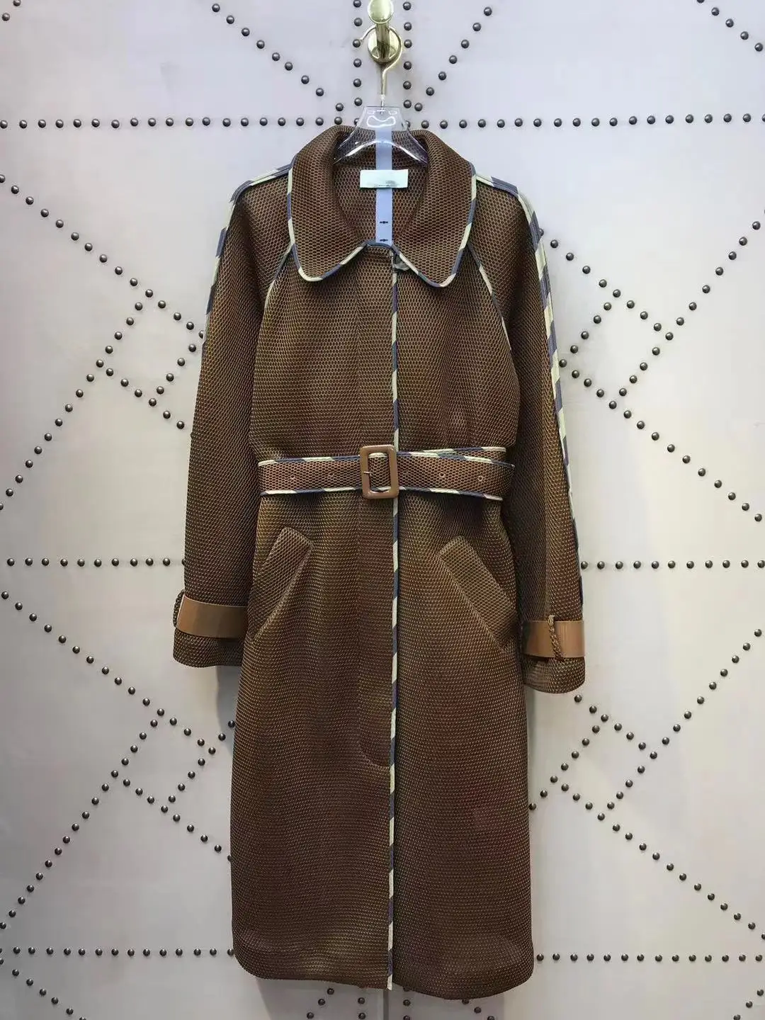 

2020 Autumn Winter Women Long Coat High Street Stylish Color Patchwork Belt Hollow Out Casual Quality Windbreaker Trench