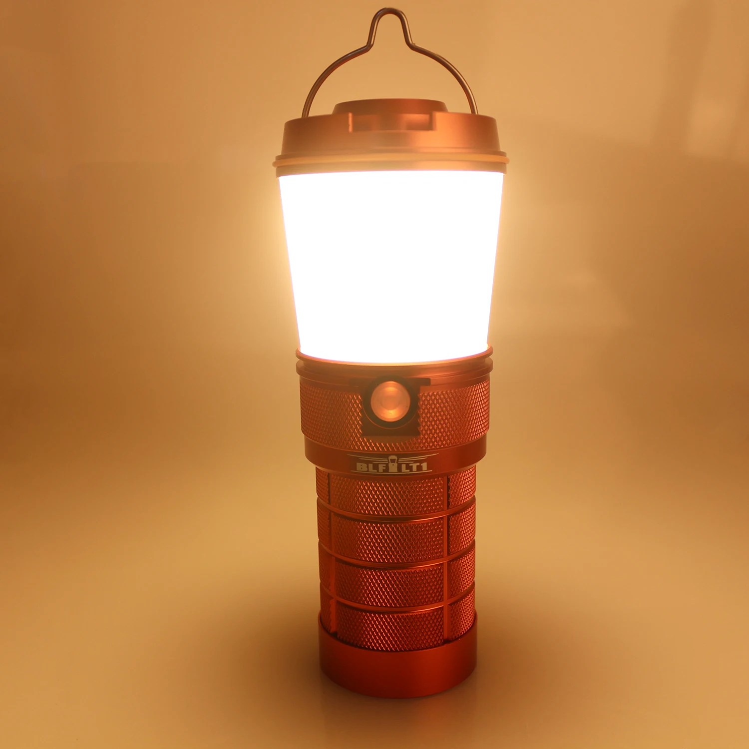 저렴한 새로운 Sofirn BLF LT1 캠핑 라이트 Anduril 2.0 보조베터리 기능 랜턴 하이킹 토치 가변 색상 2700K ~ 5000K