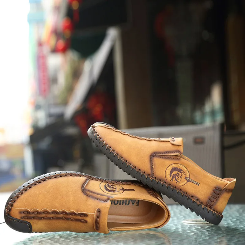 Мужские повседневные лоферы легкие дышащие мокасины без застежки плоская