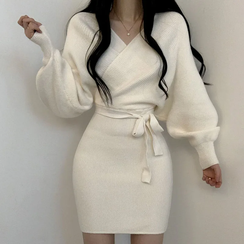 

2021 Autumn Winter V-Neck Dress Lace-Up Waist Slimming Lantern Sleeve Knitted Bag Hip French Vintage Elegant Ladies Casual Dress