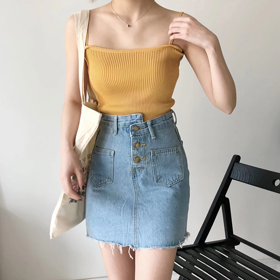 Летнее платье в Корейском стиле однотонное на бретелях с открытыми плечами