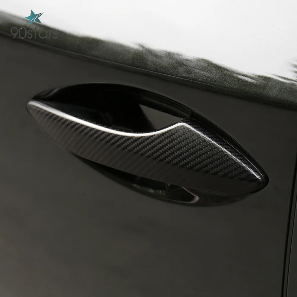 Наклейка из натурального углеродного волокна на дверную ручку автомобиля