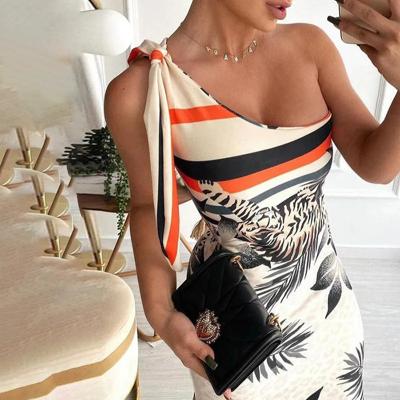 

Women Sexy Summer Dress 2021 All Over Abstrac Print One Shoulder Side Slit Maxi Dress