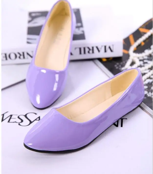 Женская обувь на плоской подошве ярких цветов женские лоферы летняя модная Милая