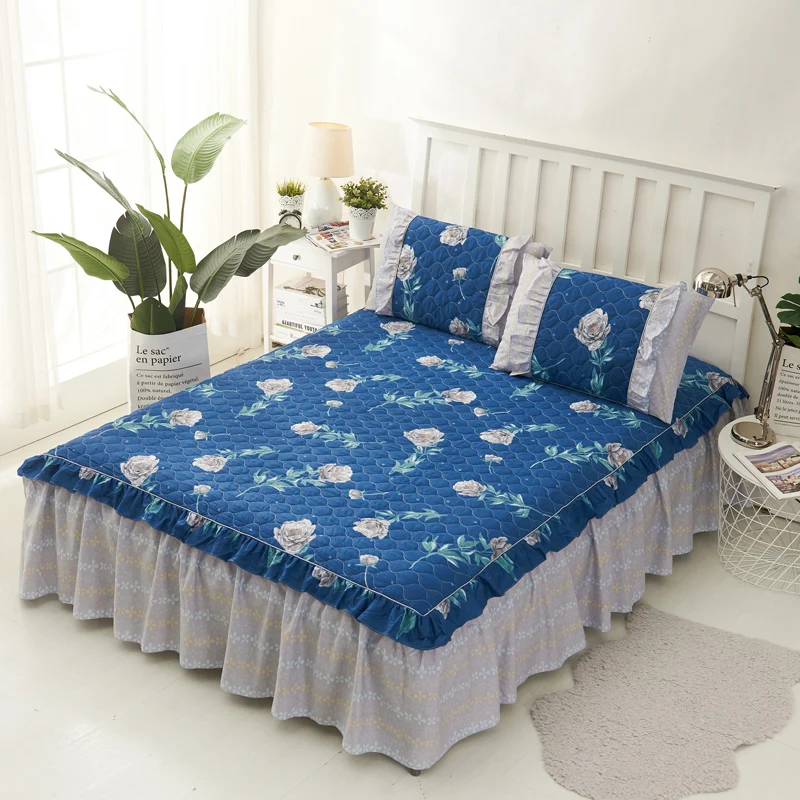 Хлопковое стеганое постельное белье с принтом и голубыми цветами Комплект