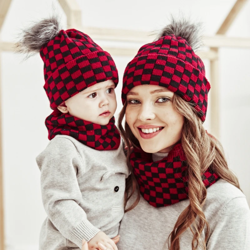 

Baby Mom Winter Unisex Faux Fur Pompon Hat Scarf Set For Kids Boys Girls Knitted Plaid Baby Caps Beanies With Pompom Bonnet 2PCS