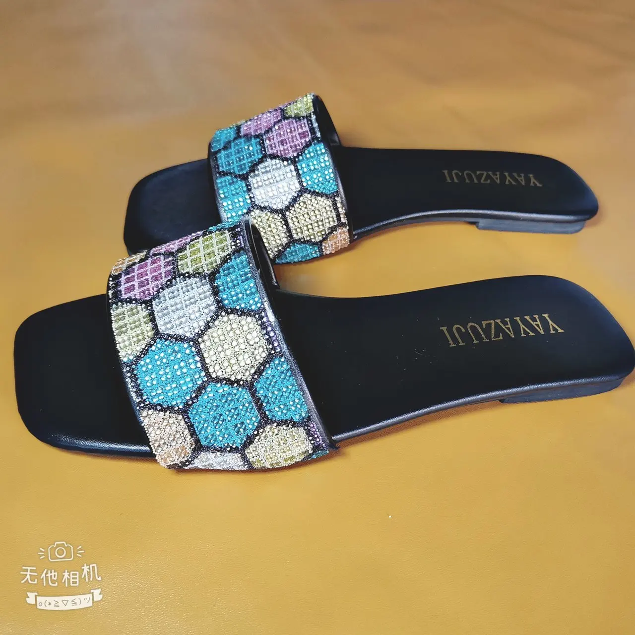 

Summer Multicolour Rhinestone Women Slippers Sandals Antiskid Flat Slippers Woman Sandals Slides Beach Shoes Deisgn Plus Size