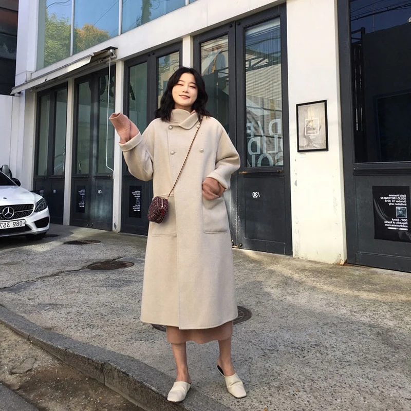 

Winter Stand Collar Pearl Button Women Woolen Overcoats Full Sleeve Pockets Women Blend Coats 2019 Thick Warm Outwear
