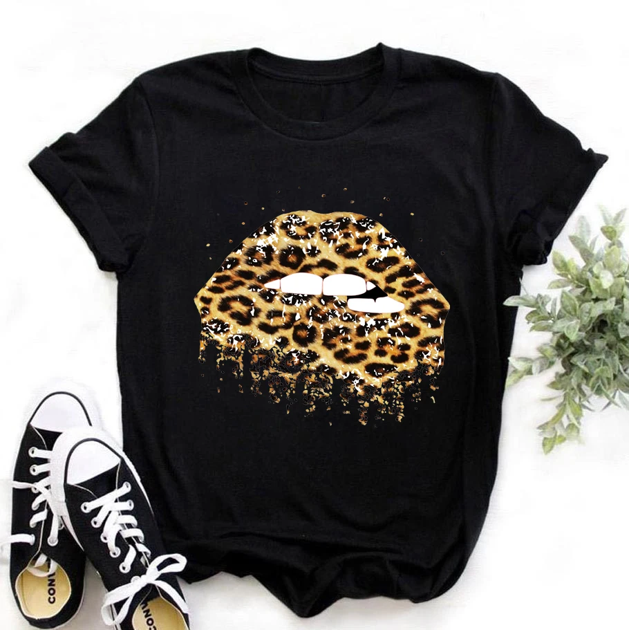 

Women Tops O-neck Sexy Black Tees Kiss Lip Funny Summer Female Soft T Shirt Lips Watercolor Graphic T Shirt Top9180