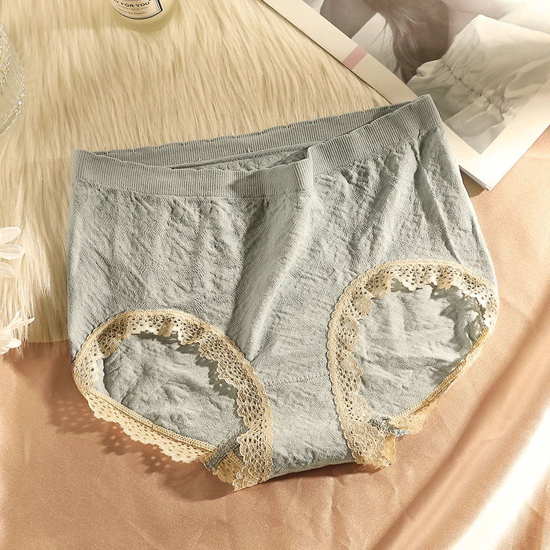 

Japanese Sweet And Soft Lace Underpants High Elastic Breathable And Moisture Absorption Fit Middle Waist Underpants