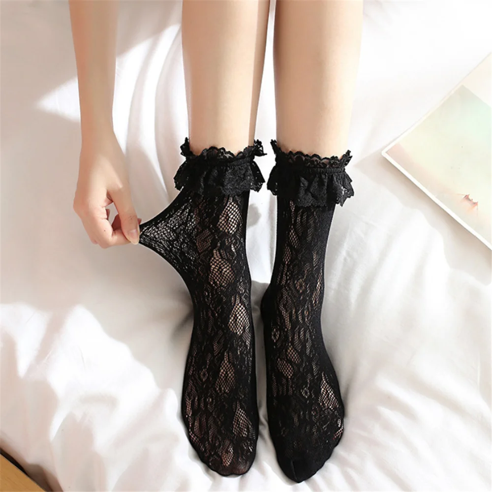 

2021 New Summer Short Socks Women Japanese Cute White Lace Ruffle Ankle Socks Lovely Ladies Princess Frilly Socks Medium Socks