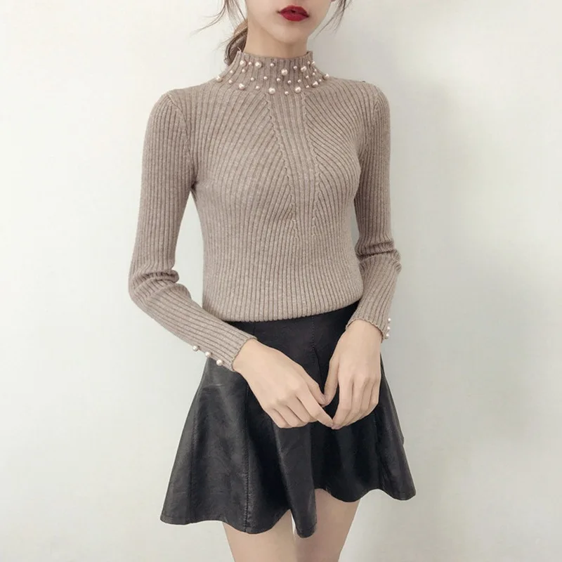 Свитер с перекрестной жемчужиной в новом стиле вышивкой и воротником-лодочкой