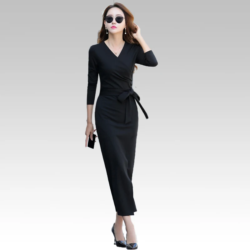 Женское трикотажное облегающее платье макси длинное тянущееся черное футляр с V