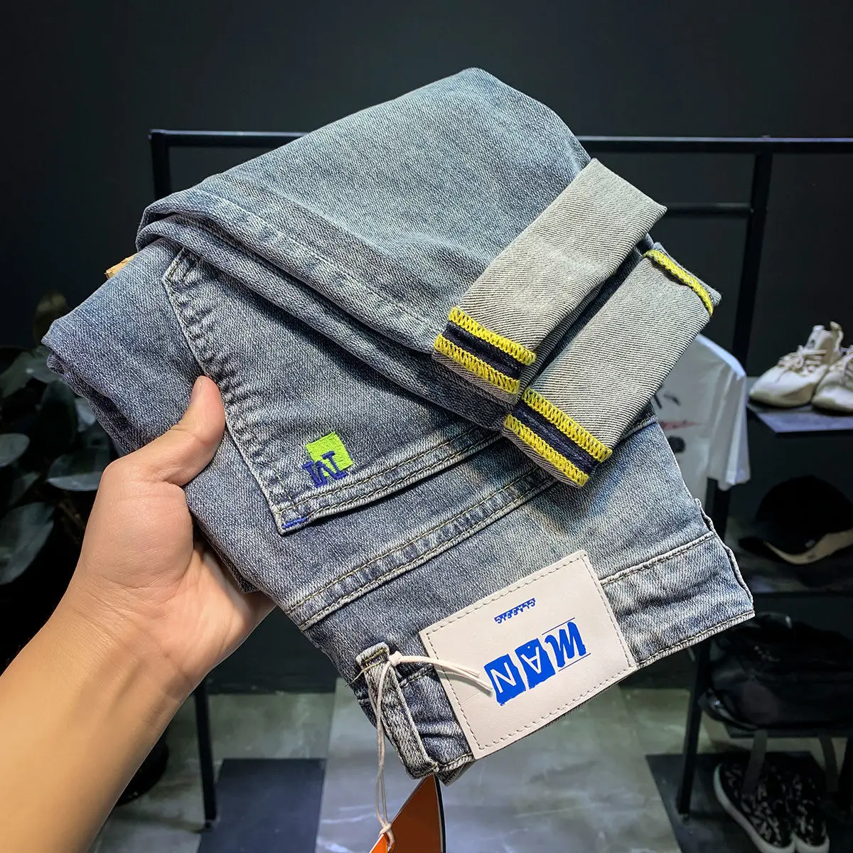 

Jeans