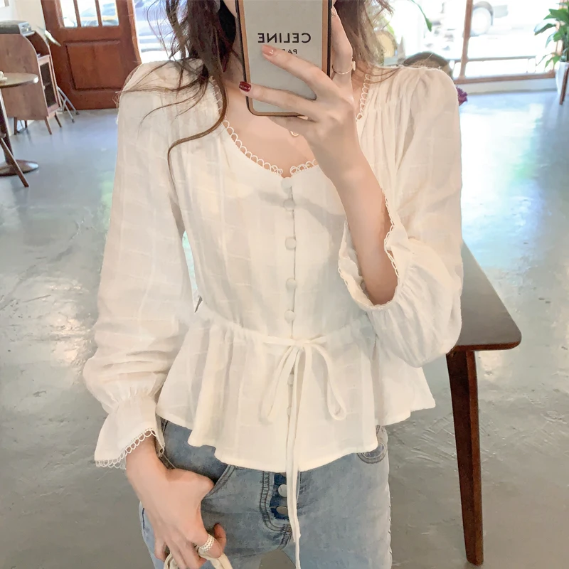 

Shirts & Blouses