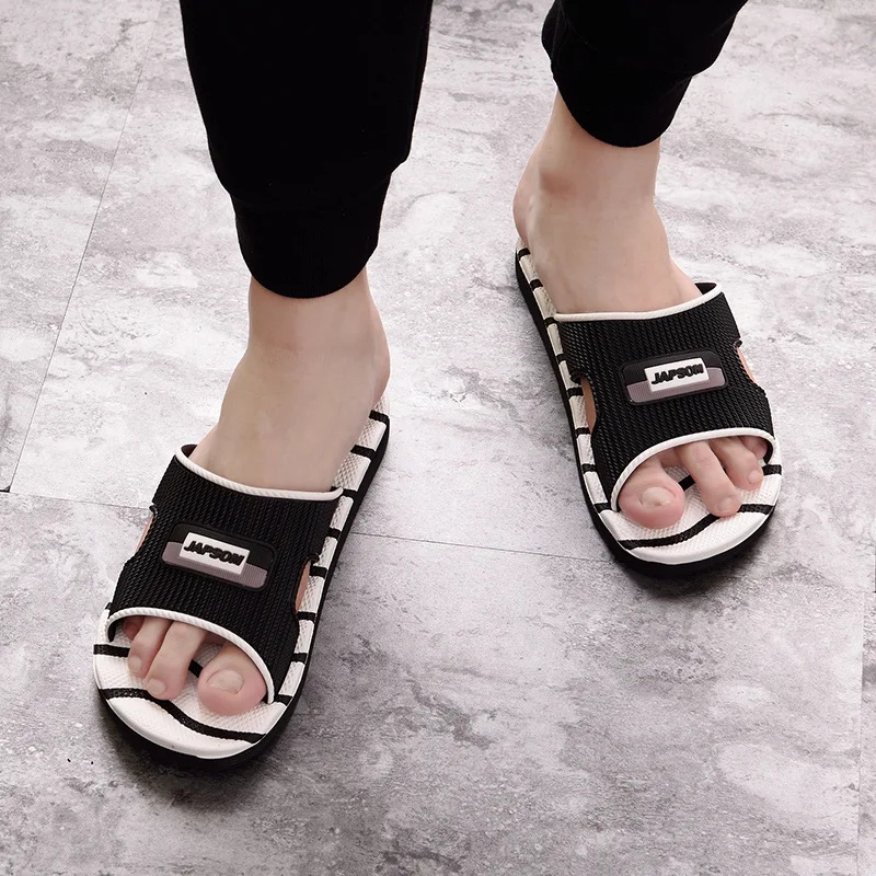 

Size 47 Men Beach Slippers Sandals Man Summer Slippers Men Casual Shoes Fashion New Mens Slippers Outdoor Pantufa Masculina