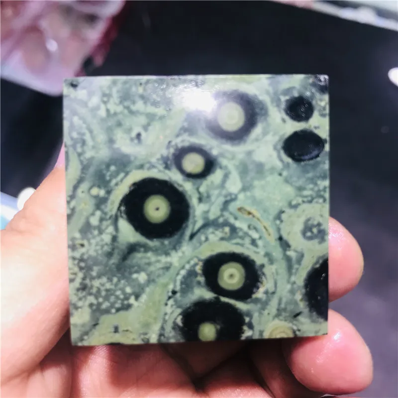 Натуральный малахит пирамида кварцевые хрустальные образцы минерал исцеляющий